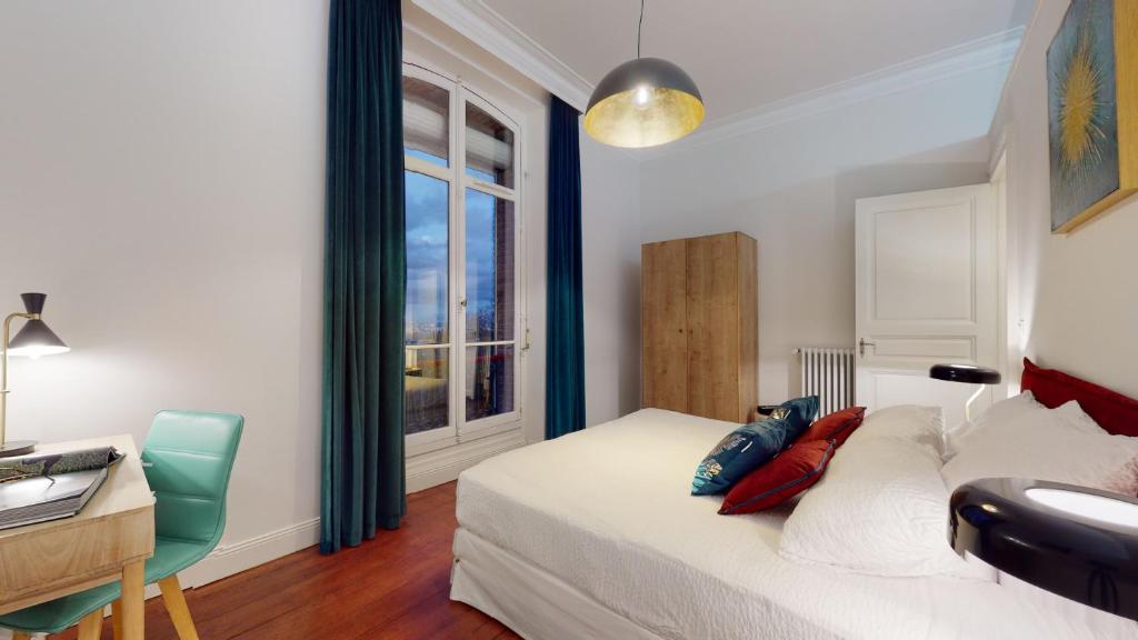 DOMAINE DE LA TISNERE - Deluxe Double Room With Castle View (Vert Galant)