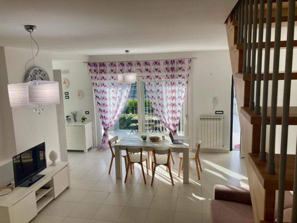 Kuchyň nebo kuchyňský kout v ubytování B&B Sabbia e Sassi