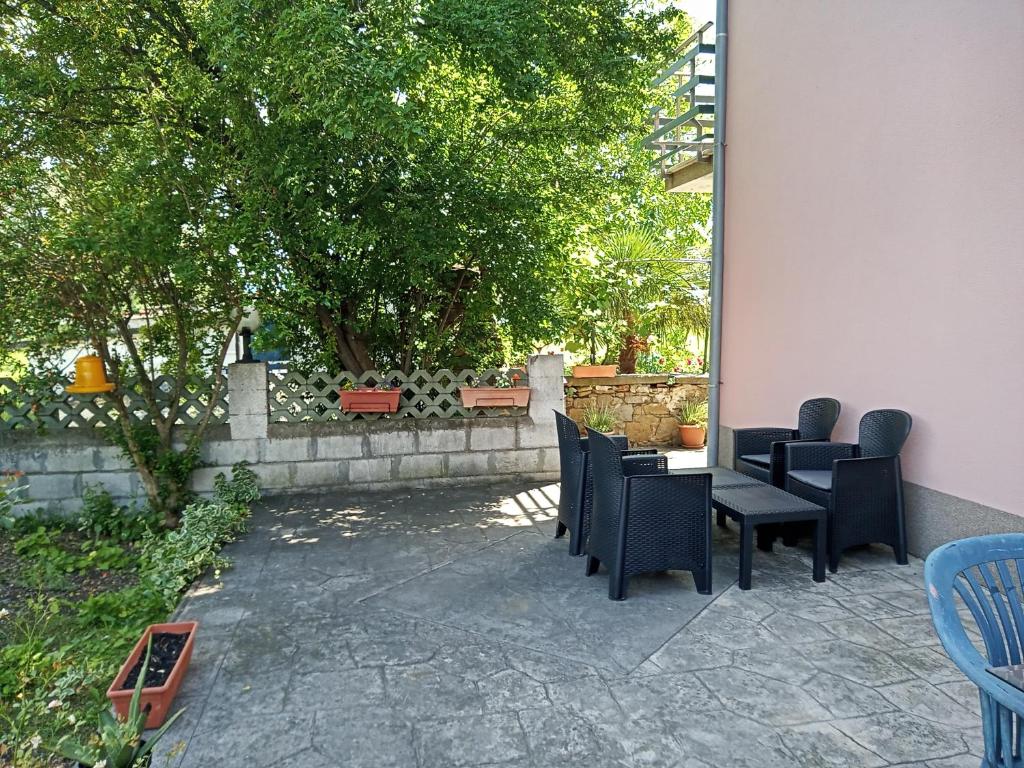 Zahrada ubytování LUNA Quiet Retreat, Close to Koper, AirCon, Parking