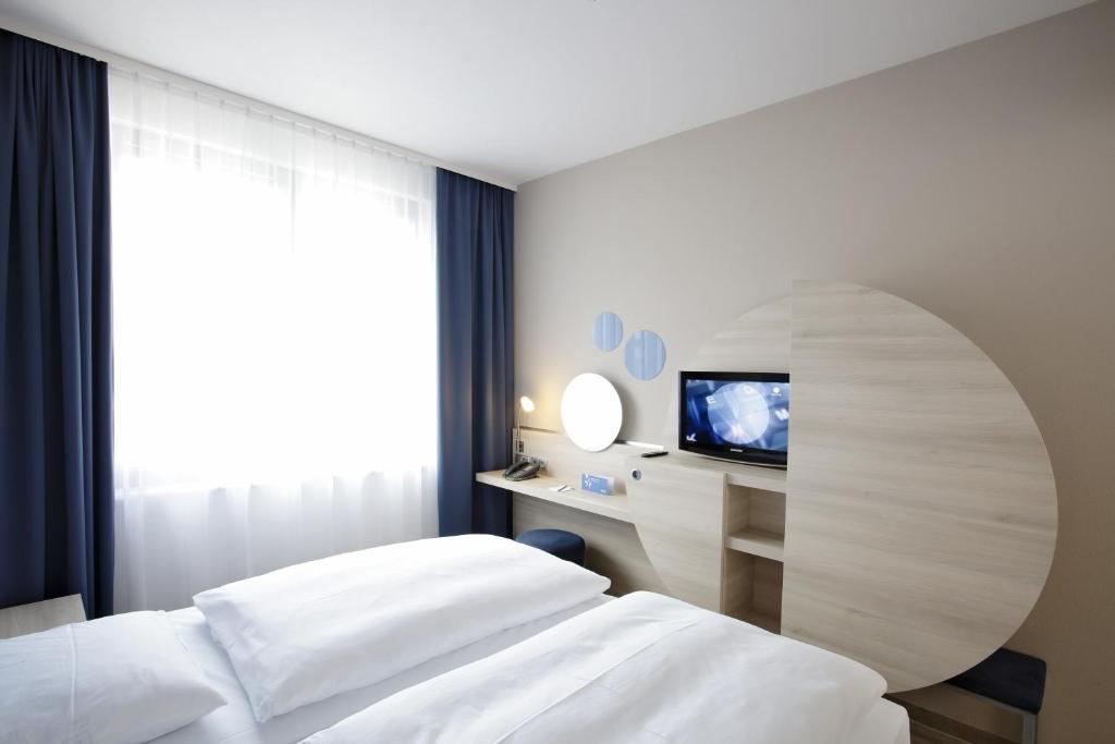 H2 Hotel Berlin-Alexanderplatz - Resim 8
