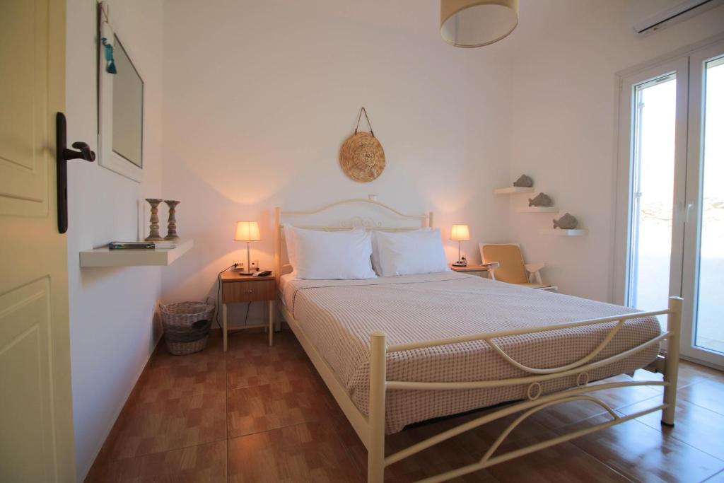 Booking.com: Iliopetra residence - 5BR Villa in Agios Romanos , Άγιος  Ρομανός, Ελλάδα . Κάντε κράτηση ξενοδοχείου τώρα!