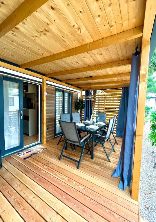 Patio nebo venkovní prostory v ubytování Mobile Homes MaLu