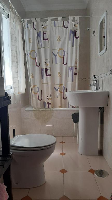 Kúpeľňa v ubytovaní apto centrico Tirso de Molina solo familias