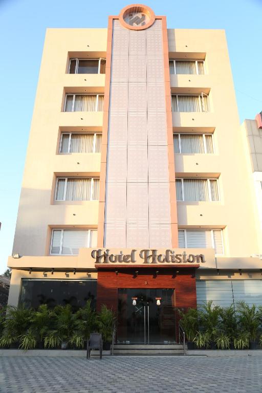 a view of the front of the hotel phoenix at HOTEL HOLISTON in Dwarka