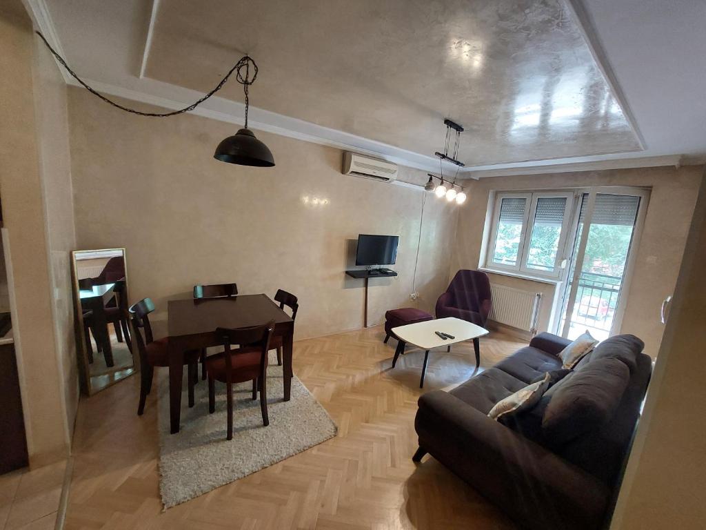 Apartmani Jasmin - Two-Bedroom Apartment
