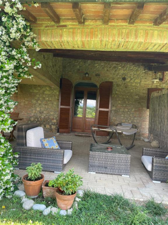 A garden outside Podere Umbro