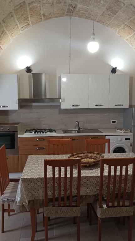 Kuchyň nebo kuchyňský kout v ubytování dimora arcobaleno
