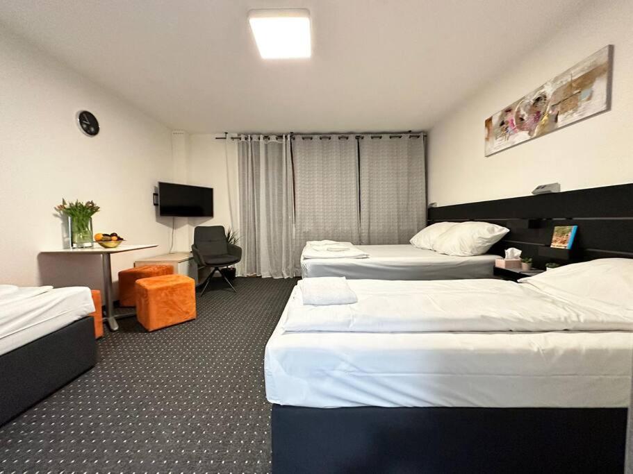 Postel nebo postele na pokoji v ubytování Apartment Offenbach am Main