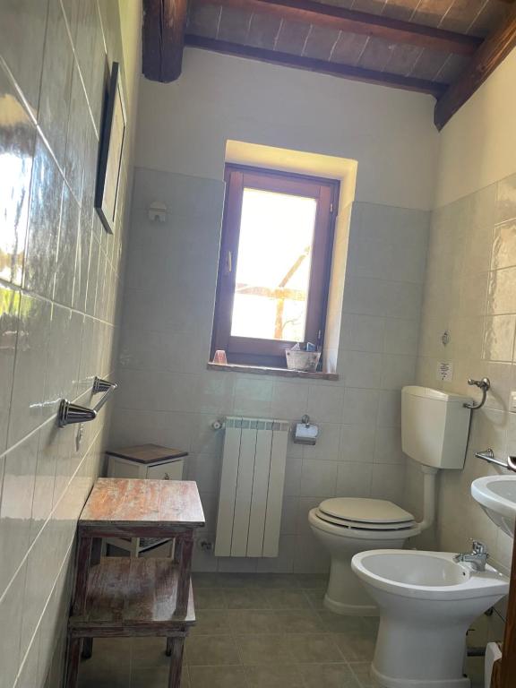 A bathroom at Podere Umbro