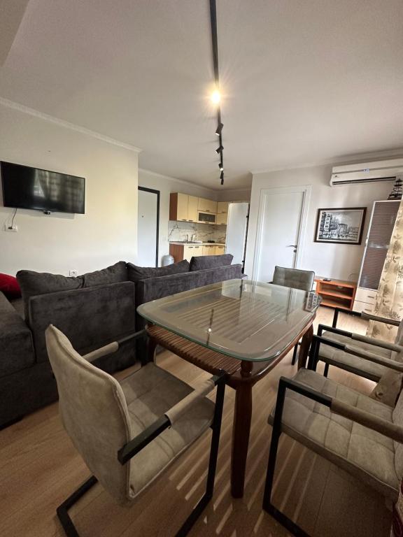 Top Floor Fafa Premium apartments with elevator - Image 5