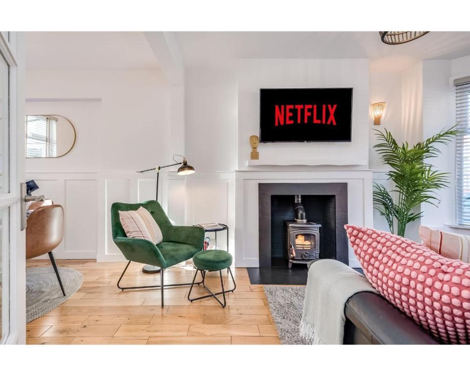 Central Belfast Apartments Retro R&R, Belfast (updated prices 2025)