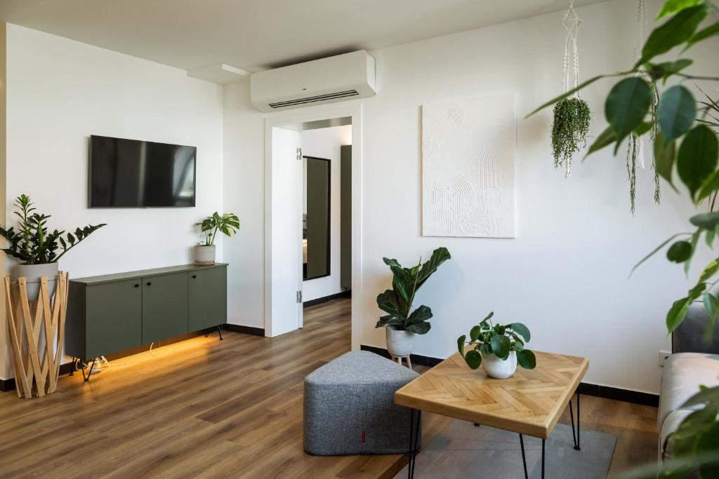 Urban Jungle Apartments - Resim 30