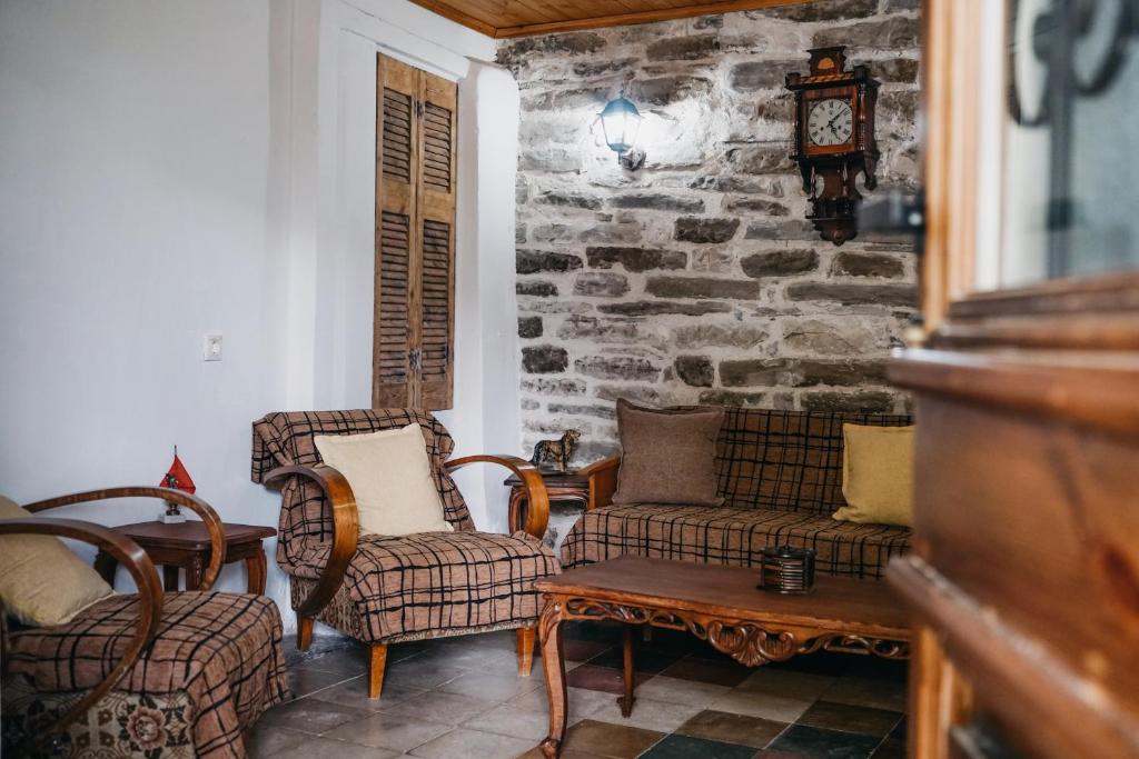 Posezení v ubytování Guest House Edmond