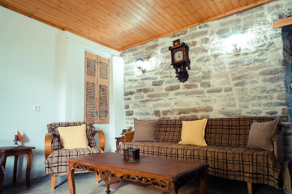 Posezení v ubytování Guest House Edmond