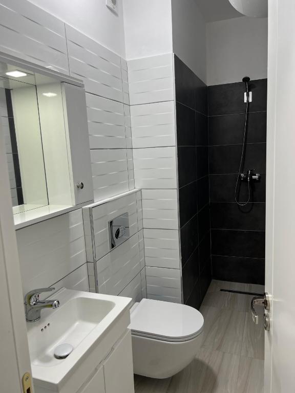 Ocean Pearl Shengjin - Image 8