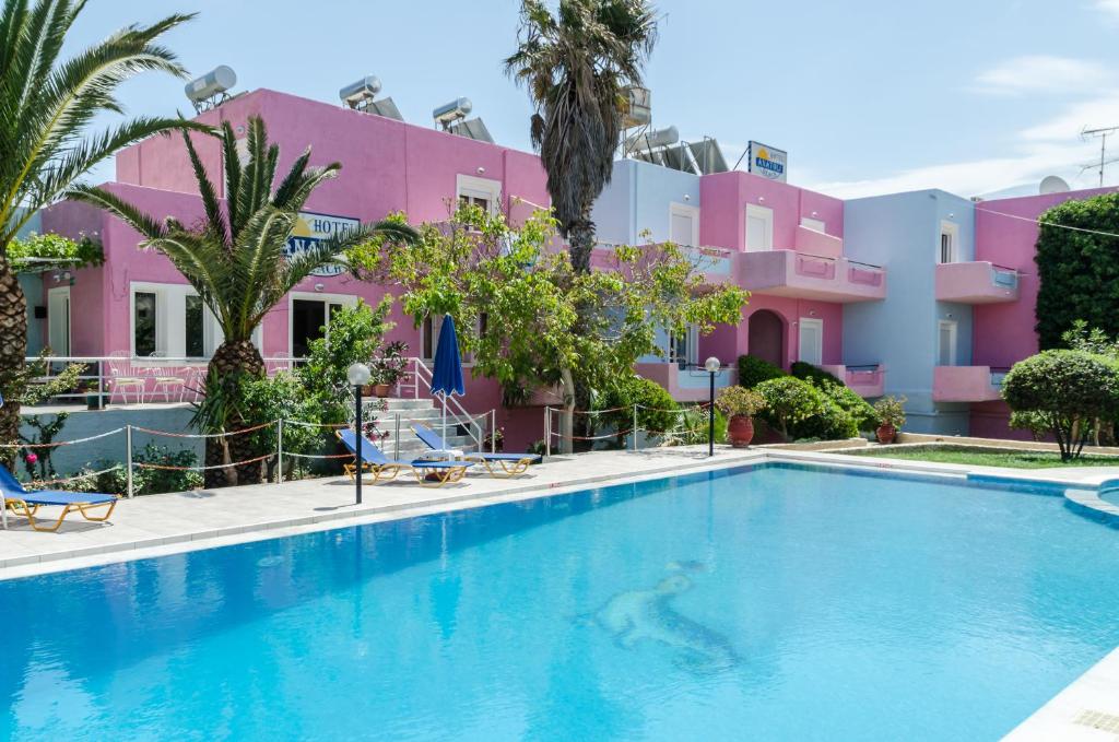Bazén v ubytování Anatoli Beach Hotel nebo v jeho okolí