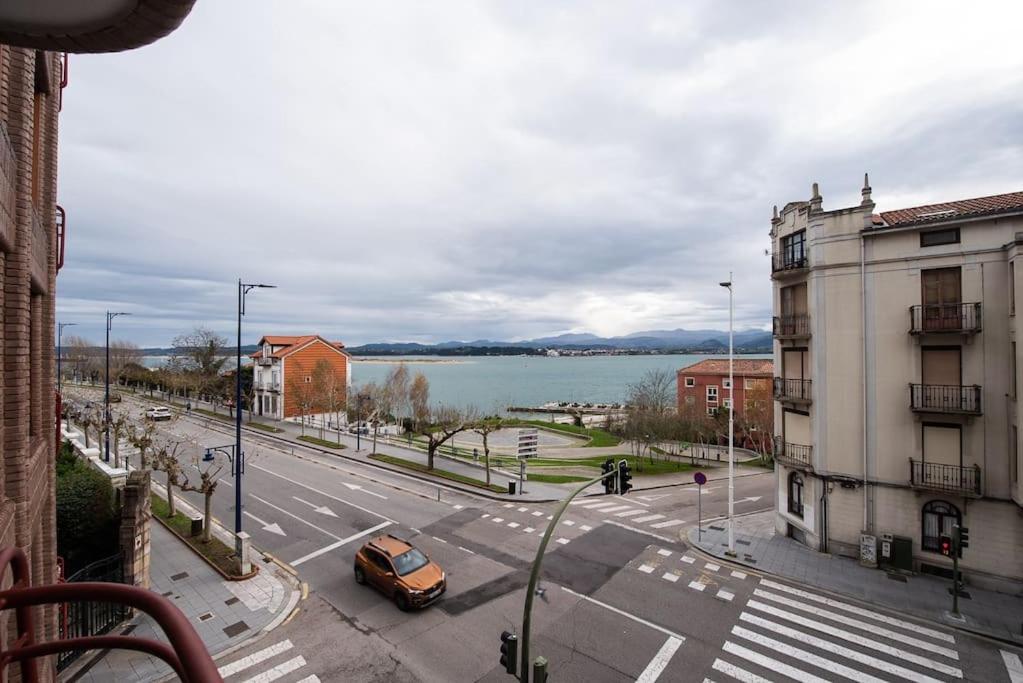 Fotografia z galérie ubytovania A 10 mn de playas, avenida principal de Santander v destinácii Santander