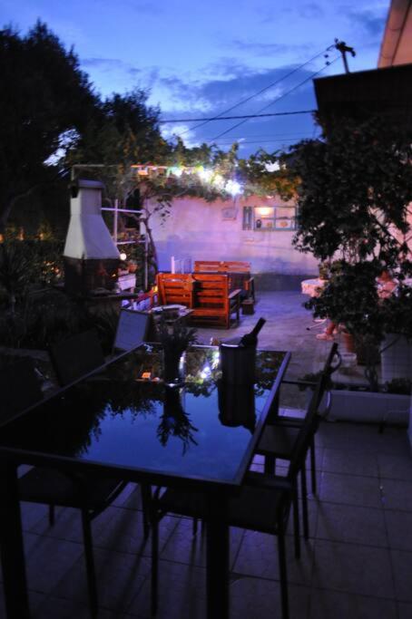 Fotografie z fotogalerie ubytování Little house Kućica v destinaci Banjol