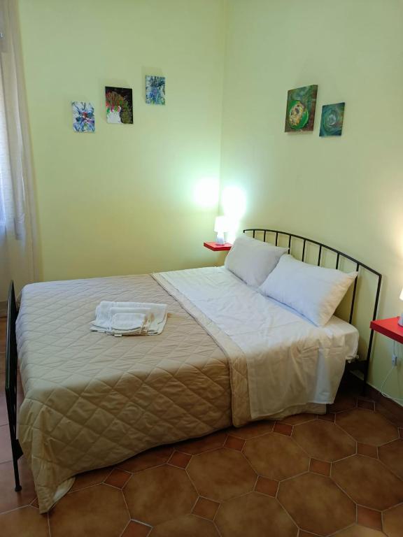 Adri's House - Standard King Room