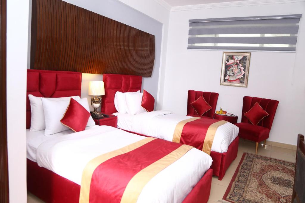 Premier Inn Express Gulberg Lahore - Suite Familiar