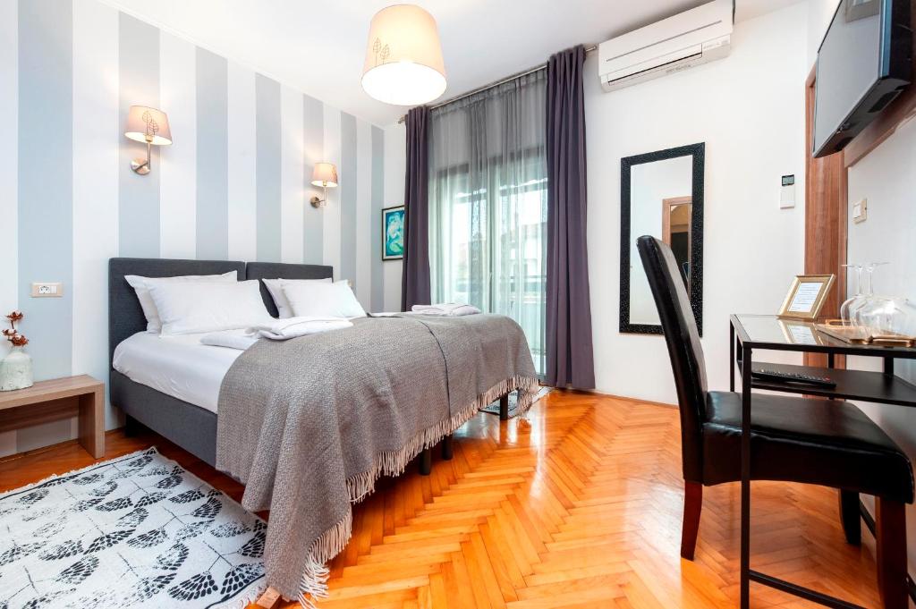 Villa B&B Marina & Parking Free - 13