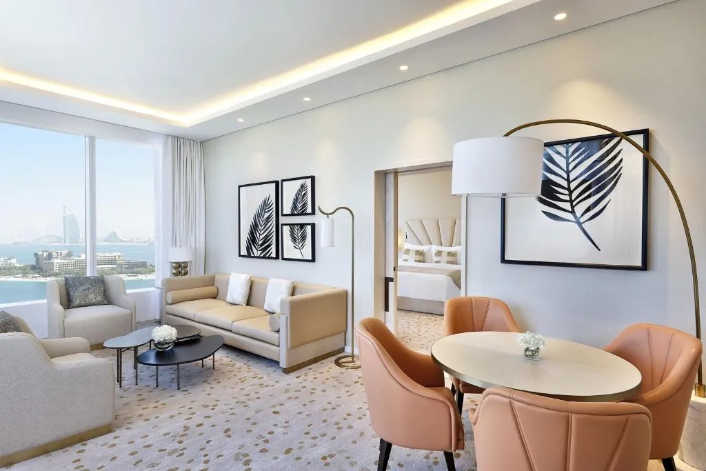 Metropolitan Suite with Sea View, KYMA beach access, Signature St. Regis Butler Service
