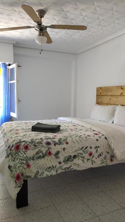Rustic Crib, Chirivella – Updated 2023 Prices