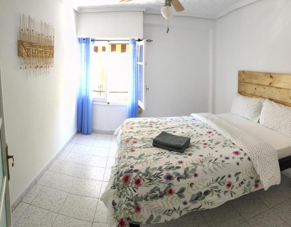Rustic Crib, Chirivella – Updated 2023 Prices