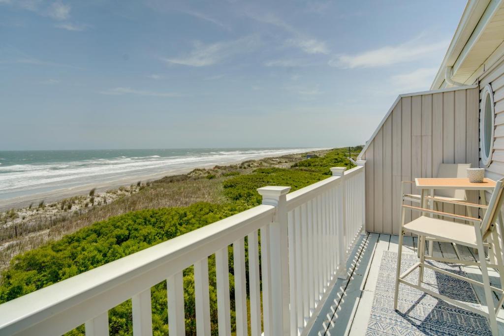 Charming Brigantine Condo Rental Steps to Beach!, Brigantine (updated