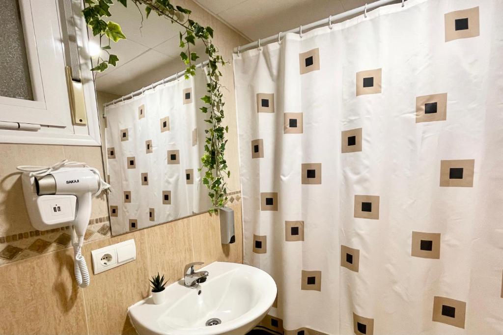 Koupelna v ubytování Atico Duplex PARAISO VERA Playa PISCINA PRIVADA