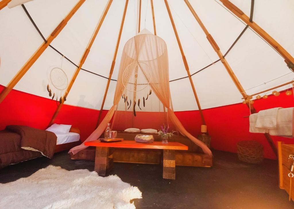 Biosfera Lodge tipi para 3 personas