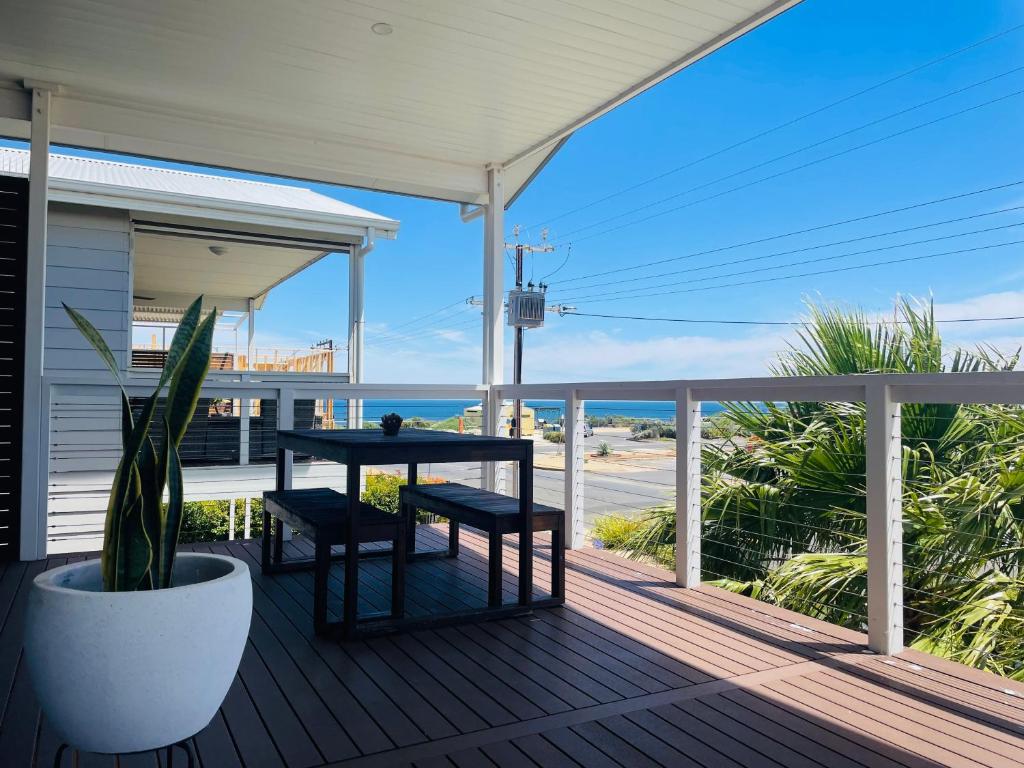 Iggy’s Beach House, Aldinga Beach (updated prices 2024)