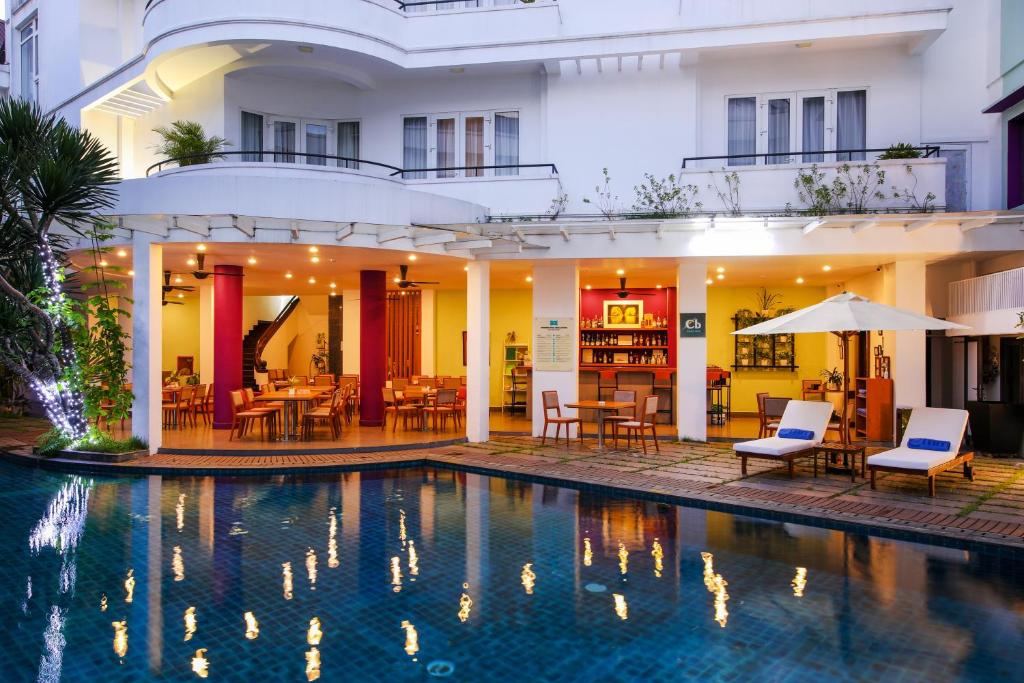 Khách sạn ÊMM Huế: Vị trí, đặc điểm, tiện ích, giá bán các hạng phòng & kinh nghiệm đặt phòng