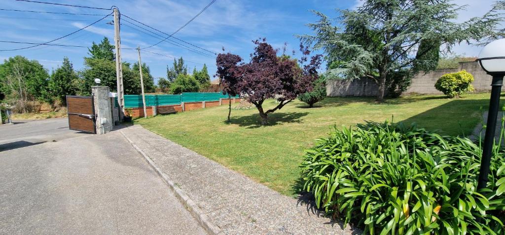 Zahrada ubytování El Pastizal de Gijón con Finca, BBQ, FKK y Piscina Privada - VV-2608-AS