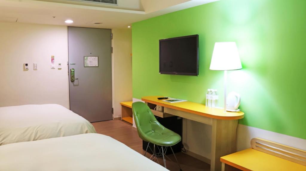 TV a/nebo společenská místnost v ubytování Fullon Poshtel Kenting