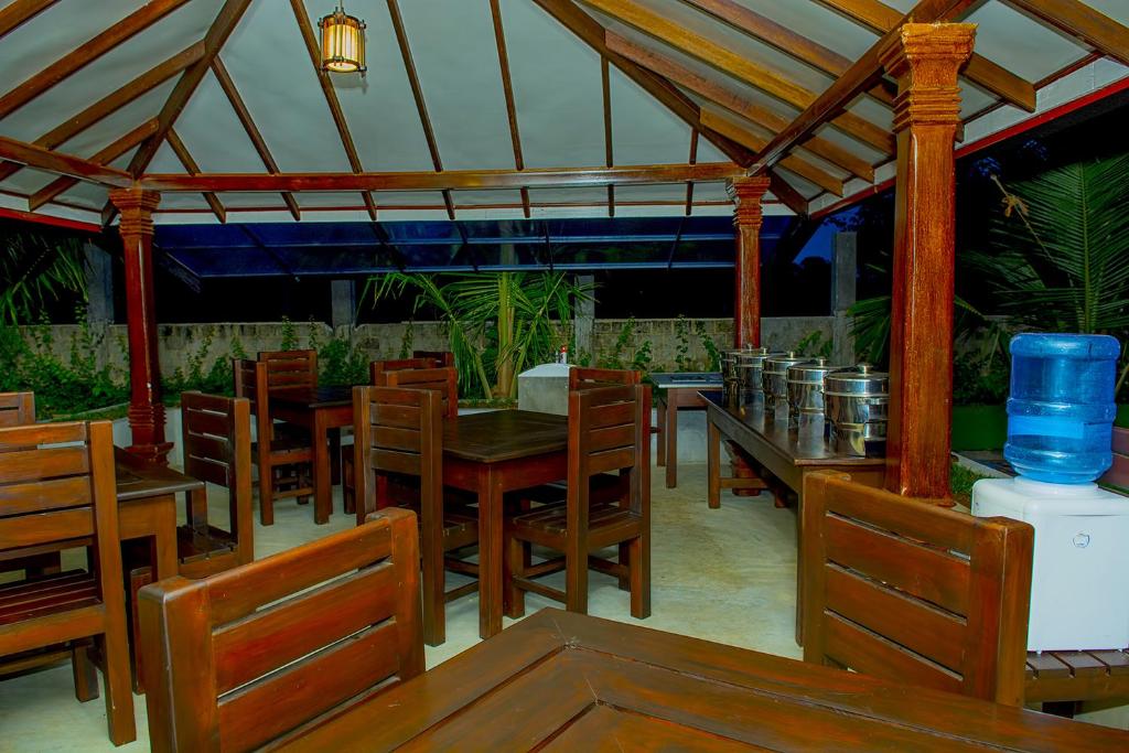 Restaurace v ubytování Hotel Green Garden