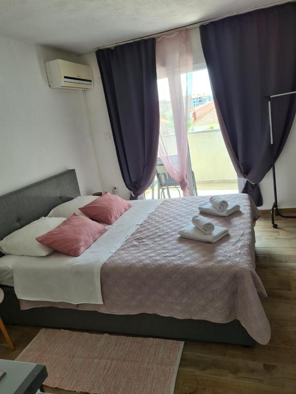 Postel nebo postele na pokoji v ubytování Milka