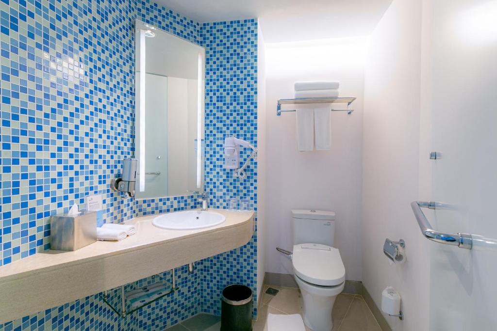 Holiday Inn Express Baruna by IHG photo