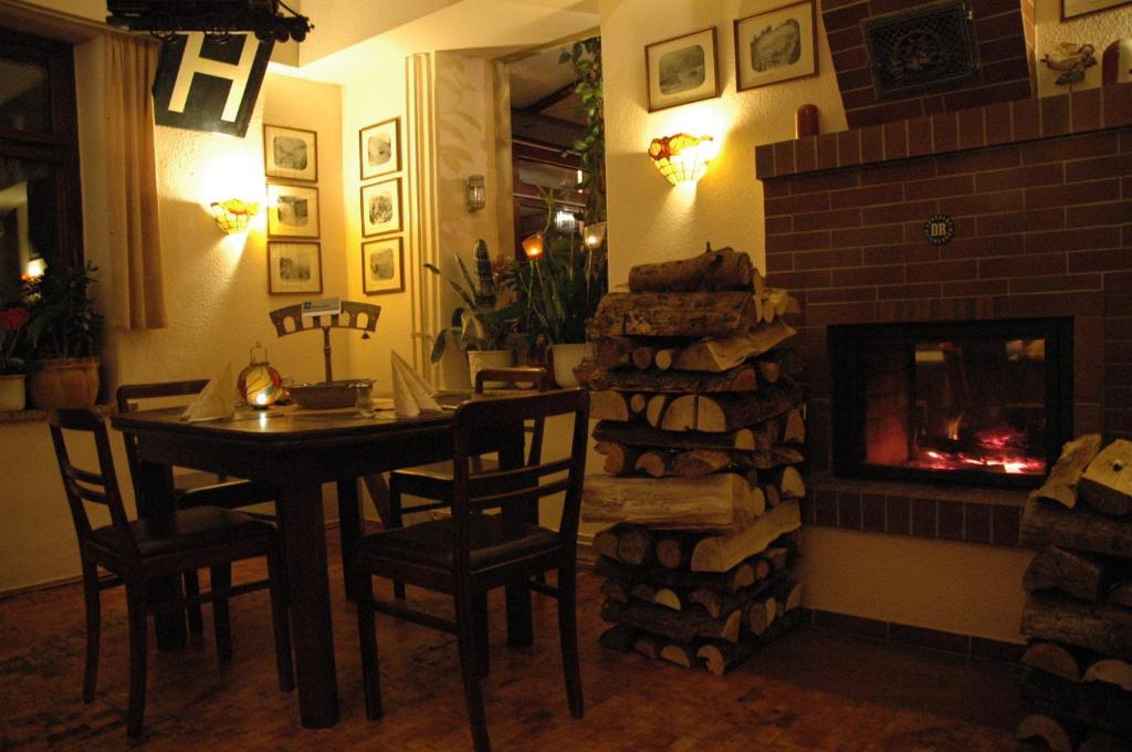 Fotografie z fotogalerie ubytování Hotel Brückenschänke v destinaci Sebnitz