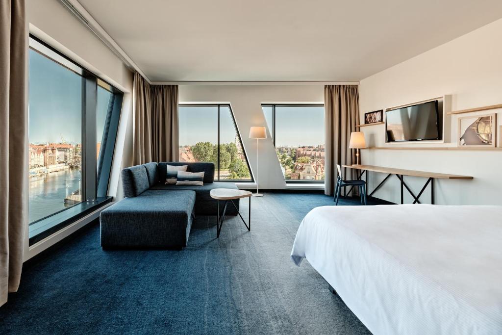 
Premium King Room with River View
