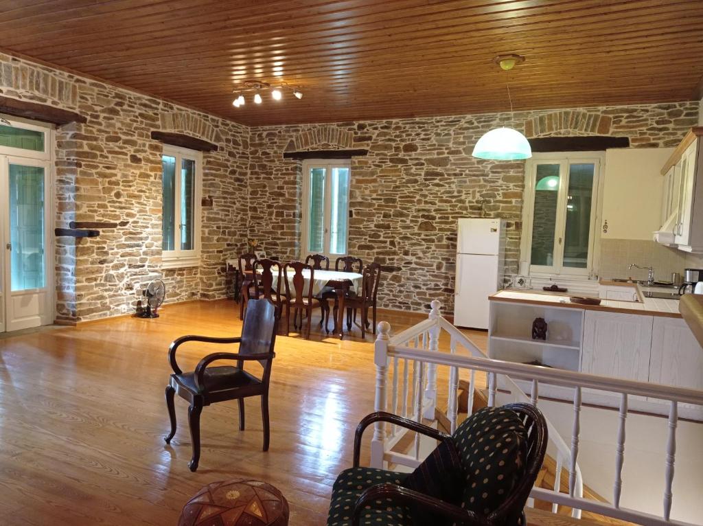 Kuchyň nebo kuchyňský kout v ubytování Marina Traditional Stonehouse