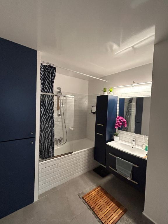 Fotografia z galérie ubytovania Modern apartment in Paris XXEME v Paríži