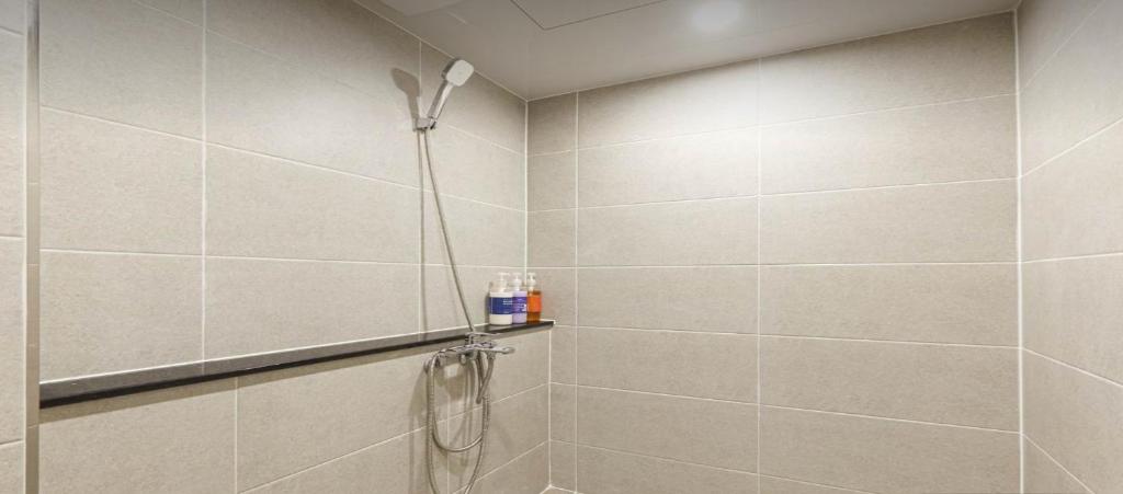 Koupelna v ubytování Hotel Q Chuncheon