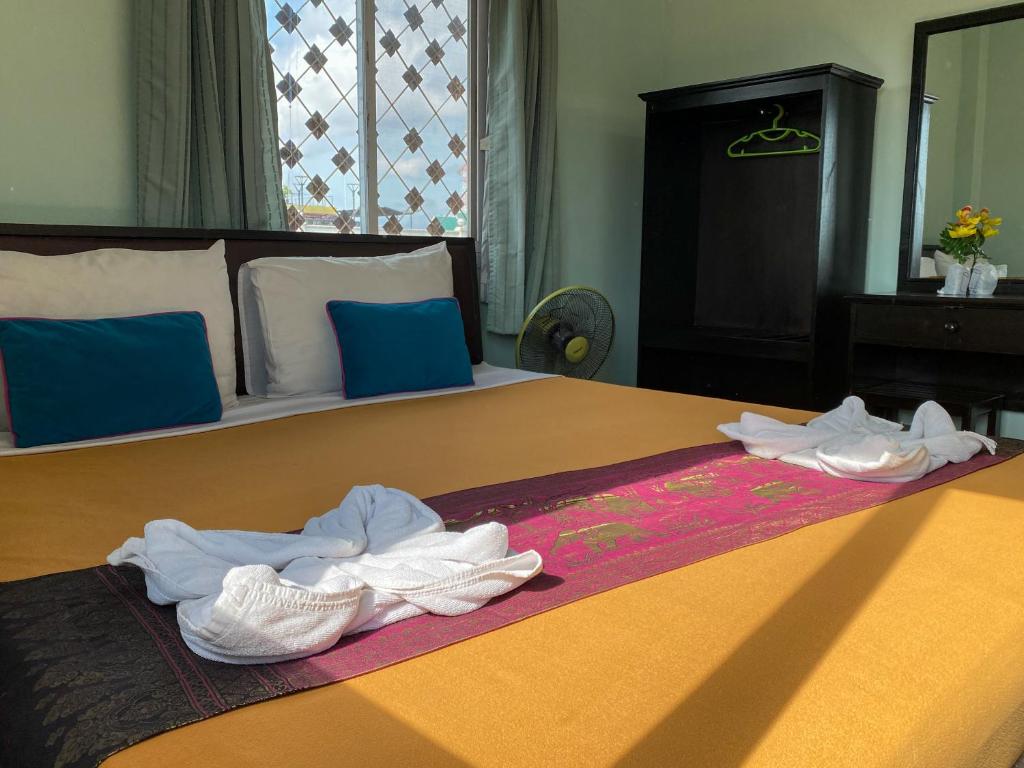 Mixay Paradise Hotel - 