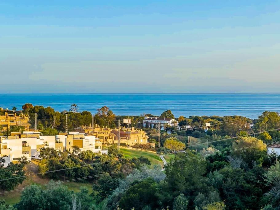 97-Townhouse With Roof Terrace & Views, Marbella, Marbella (updated ...
