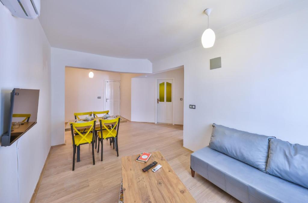 A seating area at 3 House Apart