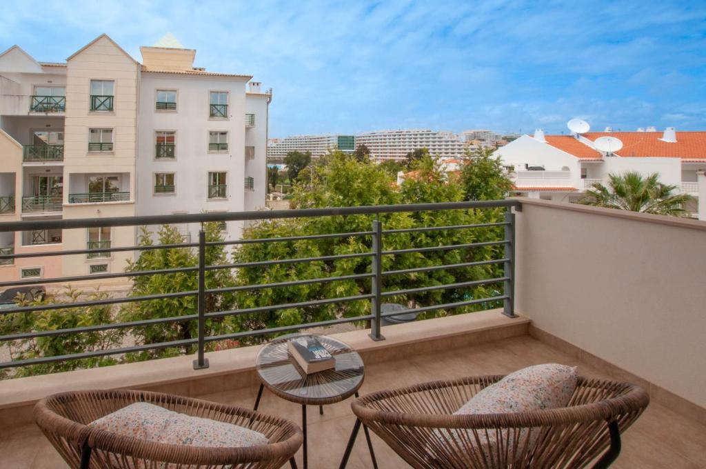 Almond Apartment by OCvillas