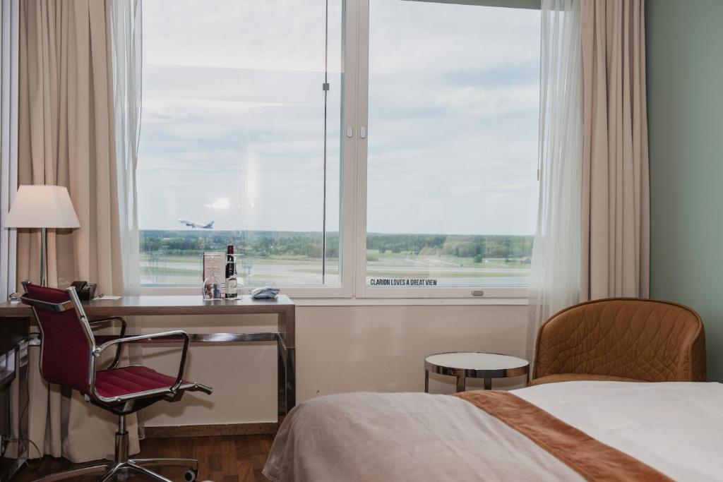 Výhled na řeku, která protéká v blízkosti hotelu