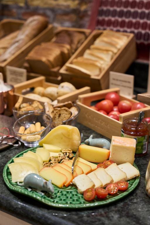 Catalonia El Pilar - Resim 24