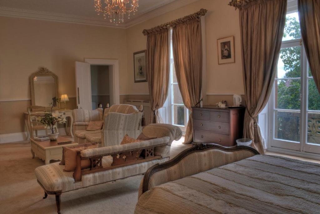 Posezení v ubytování Albert Cottage Hotel